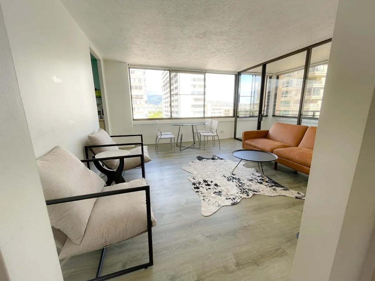 Chic Waikiki Skytower Apartment Condo Honolulu